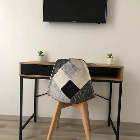 F3 De 80m Independant Dans Maison Apartment