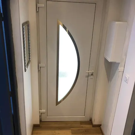 Apartment F3 De 80m Independant Dans Maison *