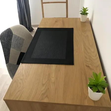 Apartment F3 De 80m Independant Dans Maison *