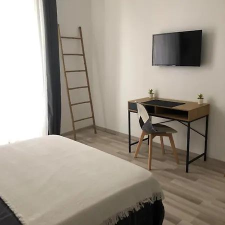 F3 De 80m Independant Dans Maison Apartment *